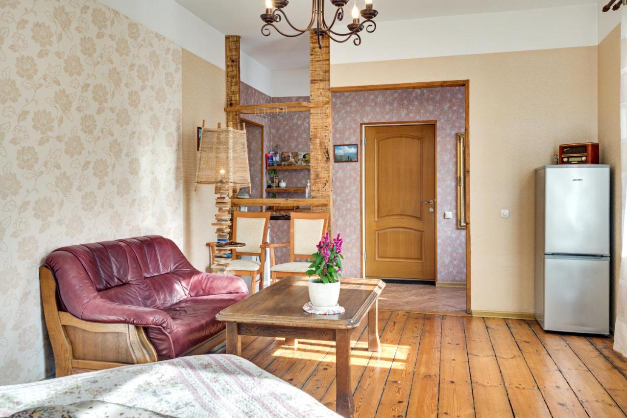 Toma Street Apartments Liepaja Luaran gambar