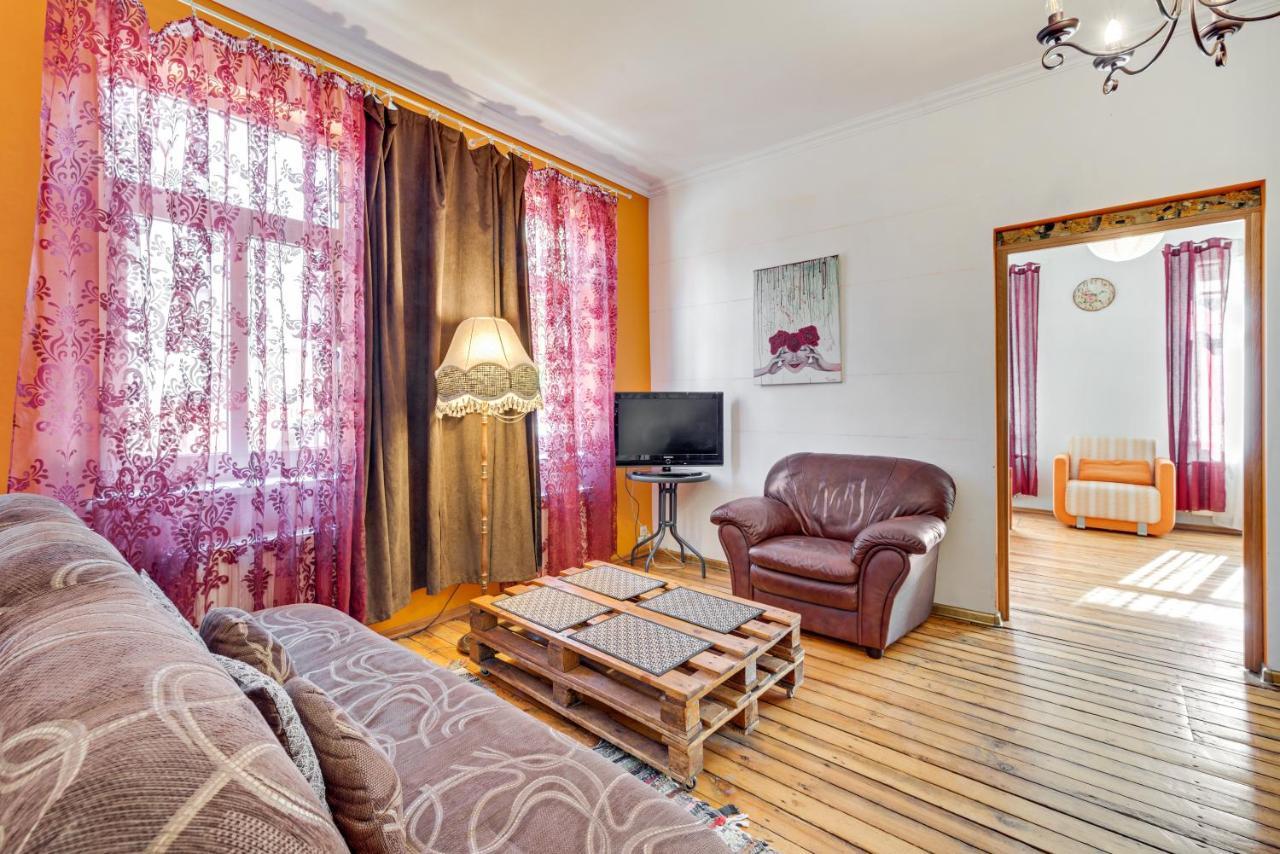 Toma Street Apartments Liepaja Luaran gambar
