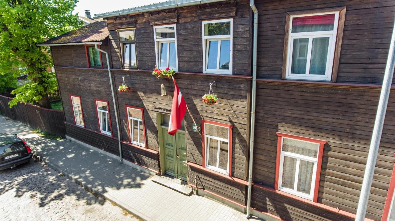 Toma Street Apartments Liepaja Luaran gambar
